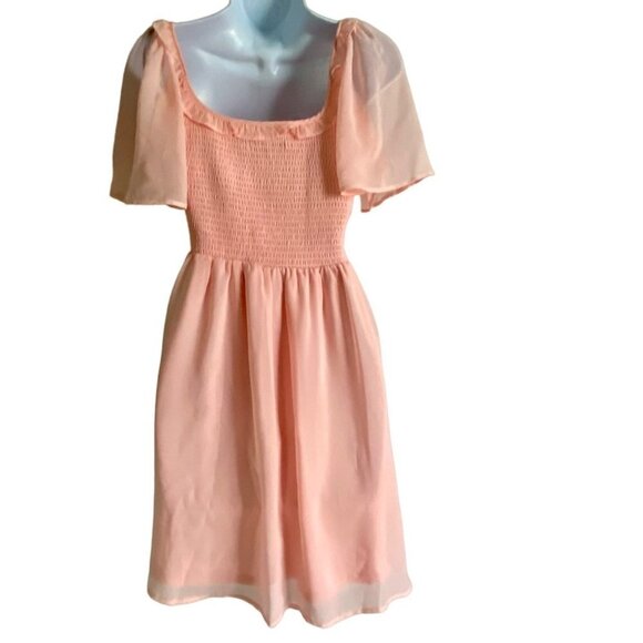 BCBG Paris Women's Juniors Smocked Bodice Dress Rose Quartz Size Small - Picture 5 of 11
